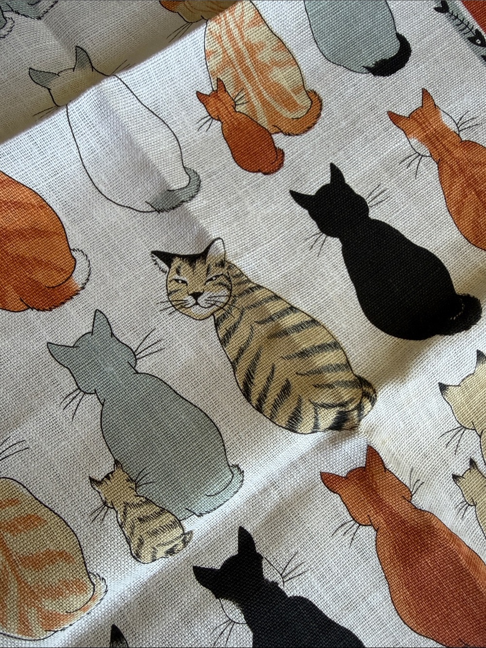 Ulster “Cats in Waiting” Orange Irish Linen Tea Towel - Picture 7 of 10